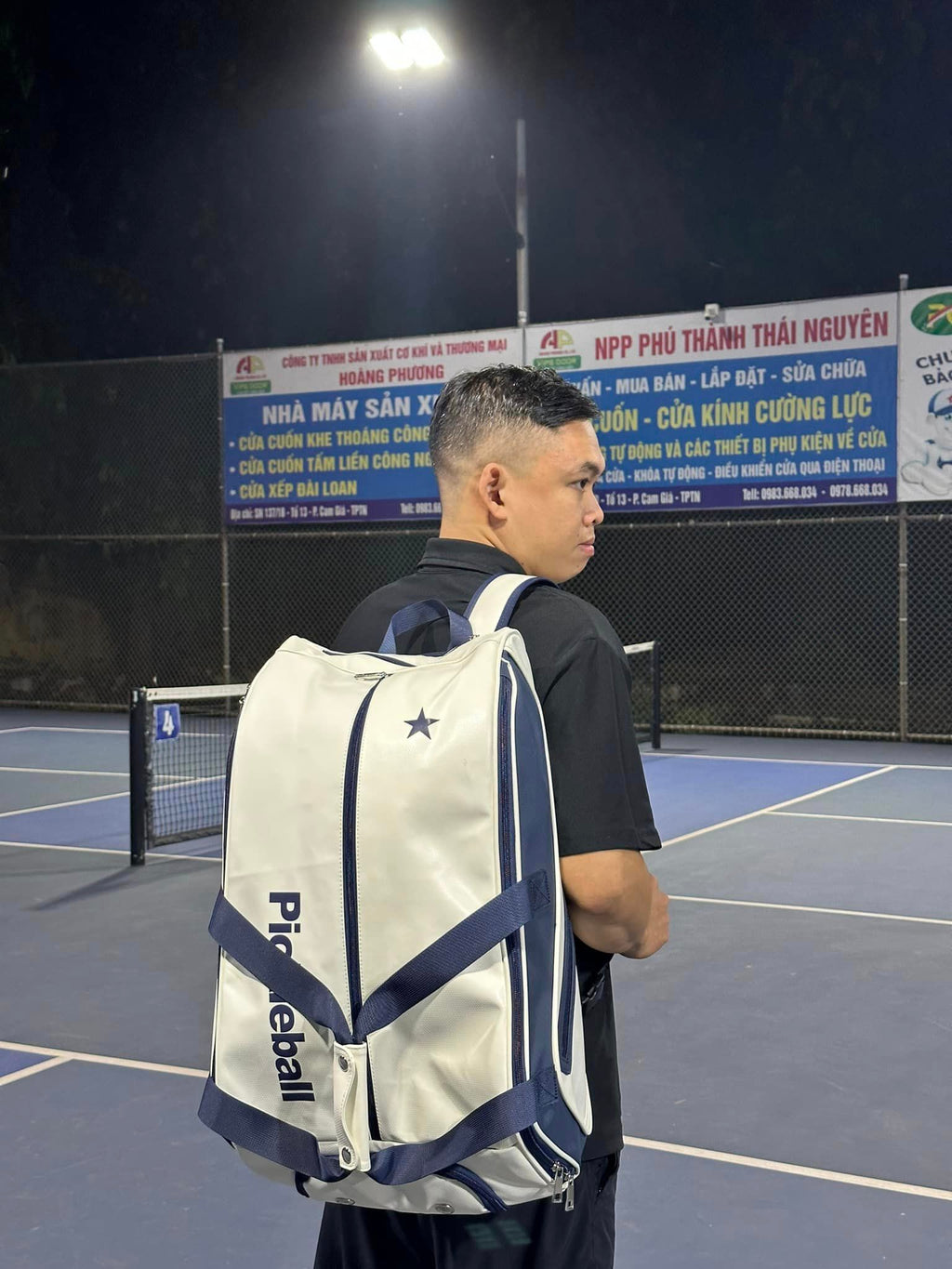 Deluxe Pickleball Backpack (White/Black)
